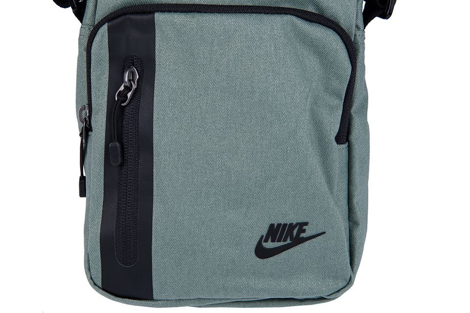 Nike Sáček Core Small Items 3.0 BA5268 365 