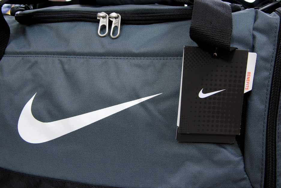 Nike Sportovní taška na zip Brasilia 6 BA4831 074