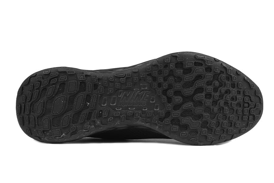 Nike Pánské boty Revolution 6 Next DC3728 001