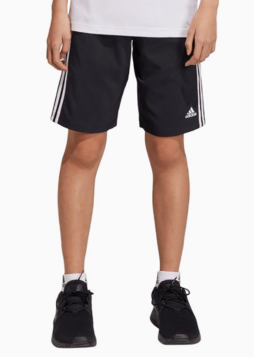 adidas Dětské kraťasy Essentials 3-Stripes Woven HR6332 adidas Dětské kraťasy Essentials 3-Stripes Woven HR6332