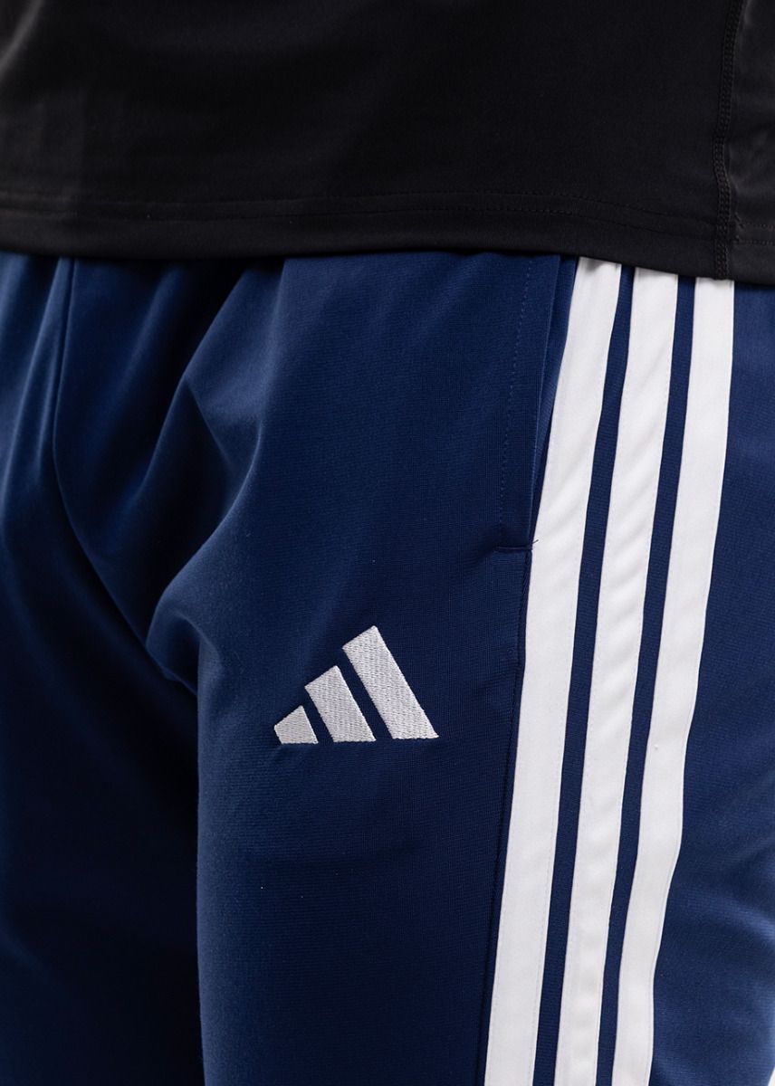 adidas Pánské kalhoty 3-Stripes Tricot Regular Tapered JI8812 adidas Pánské kalhoty 3-Stripes Tricot Regular Tapered JI8812