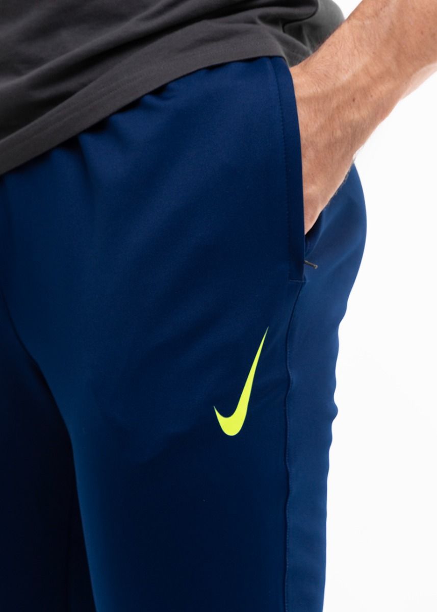 Nike Pánské kalhoty Therma-Fit Strike Pant Kwpz Winter Warrior DC9159 492 