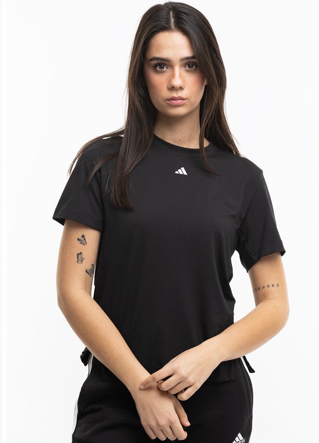 adidas Dámské tričko Versatile Tee IA7748 adidas Dámské tričko Versatile Tee IA7748