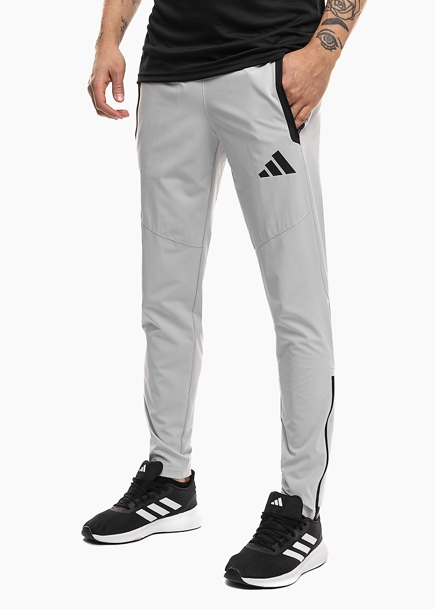 Pánské kalhoty adidas Tiro 26 Travel Woven KE8363